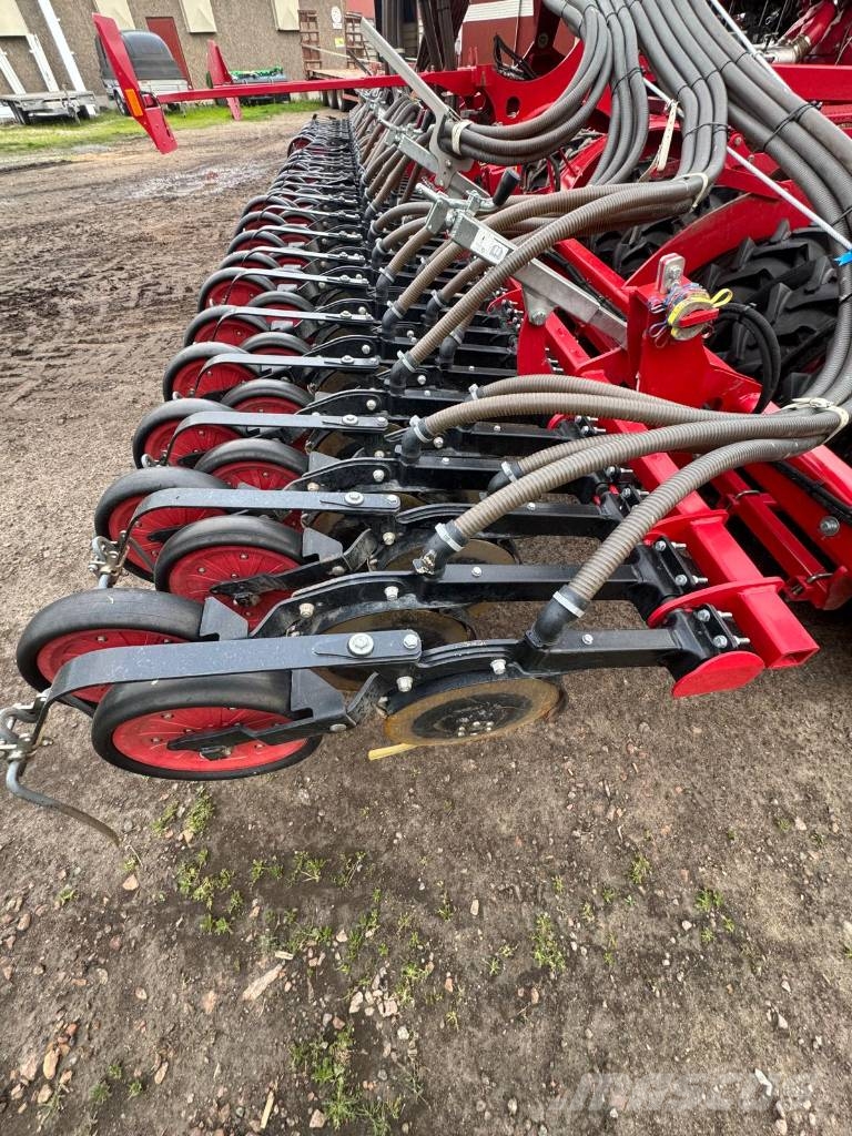 Horsch Pronto 9 DC G+F مثاقيب