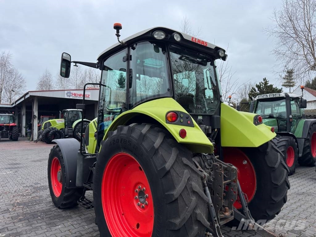CLAAS ARION 420 CIS Traktorer