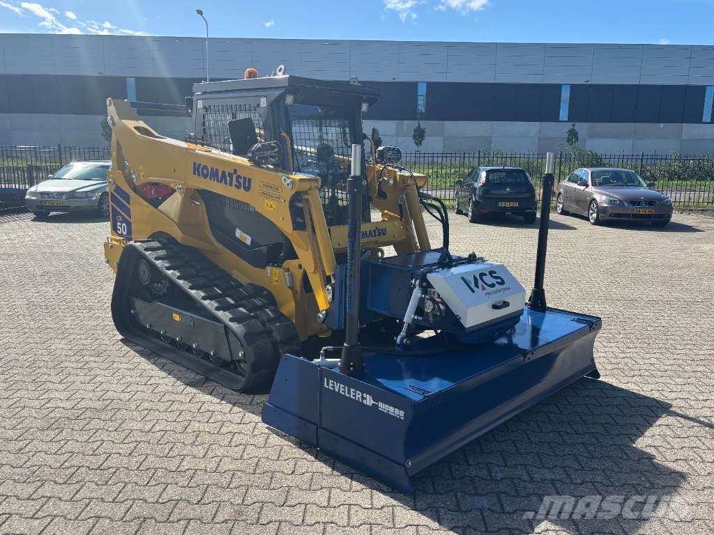Komatsu CK50-8 スキッドステアローダー
