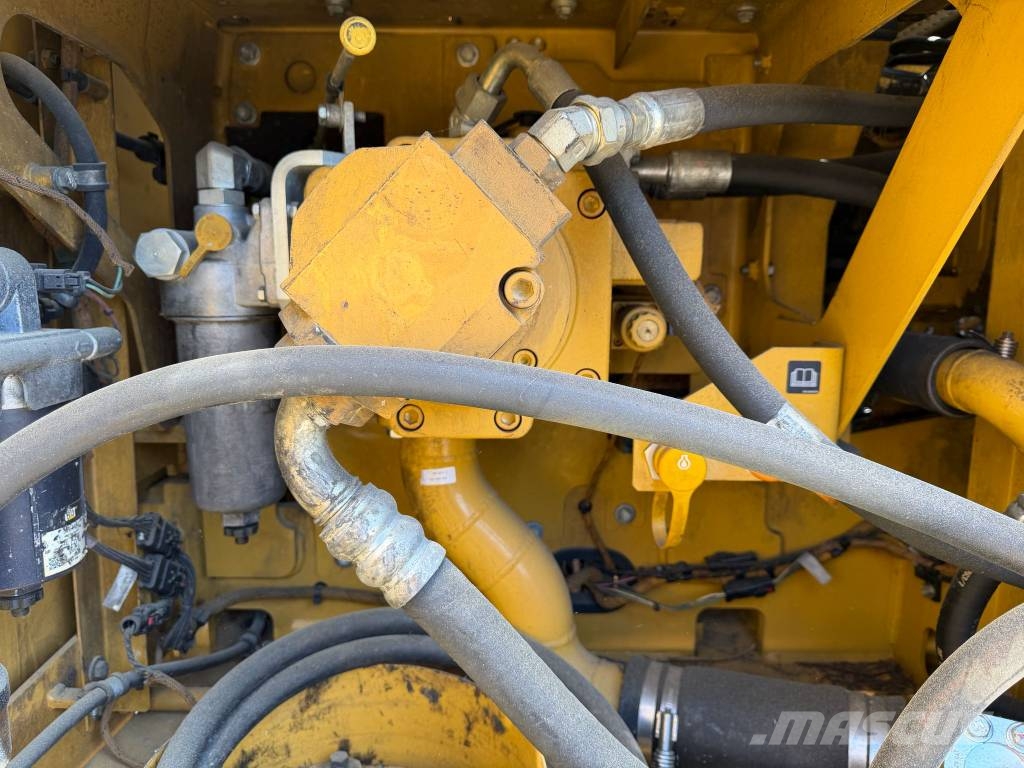 CAT 320 07B Raupenbagger