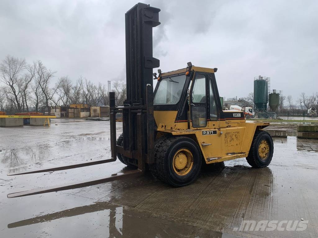 CAT VB330B Dizelski viličarji