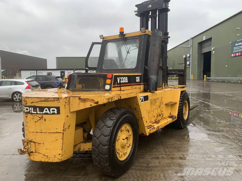 CAT VB330B Dizelski viličarji