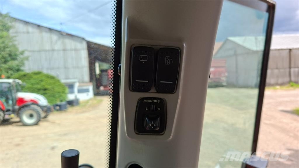Massey Ferguson 7499 DYNA-VT 4X4 Statyba - Kita