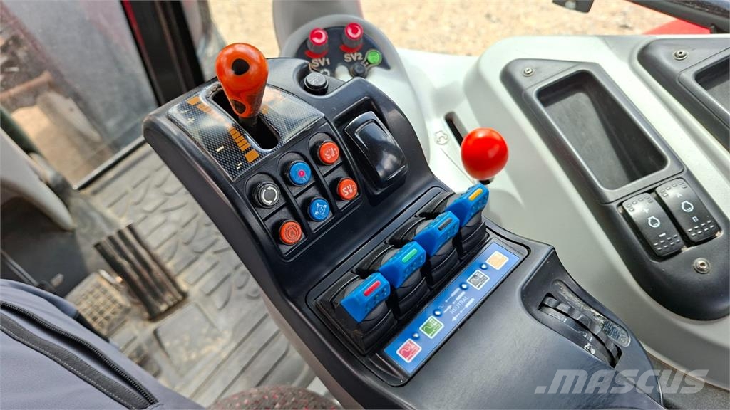 Massey Ferguson 7499 DYNA-VT 4X4 Statyba - Kita