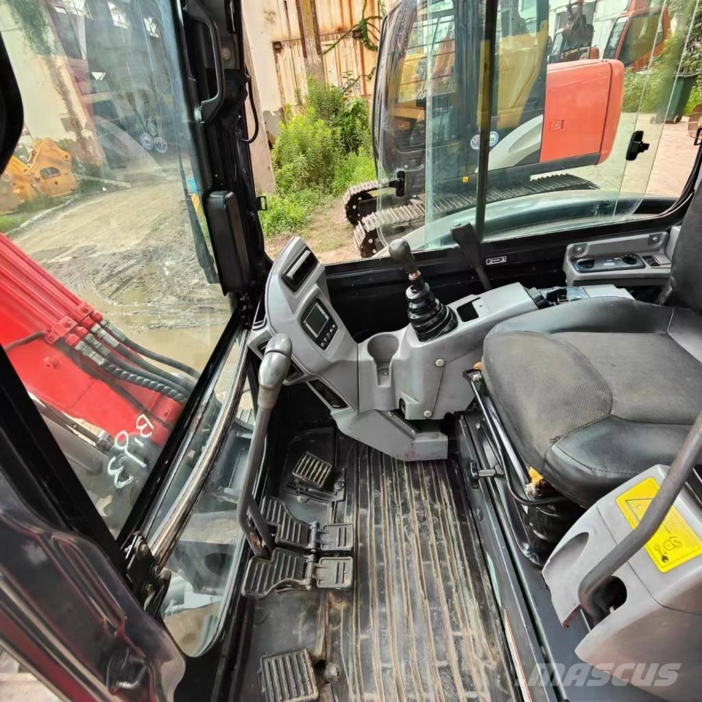 Kubota KX165 Roomikekskavaatorid