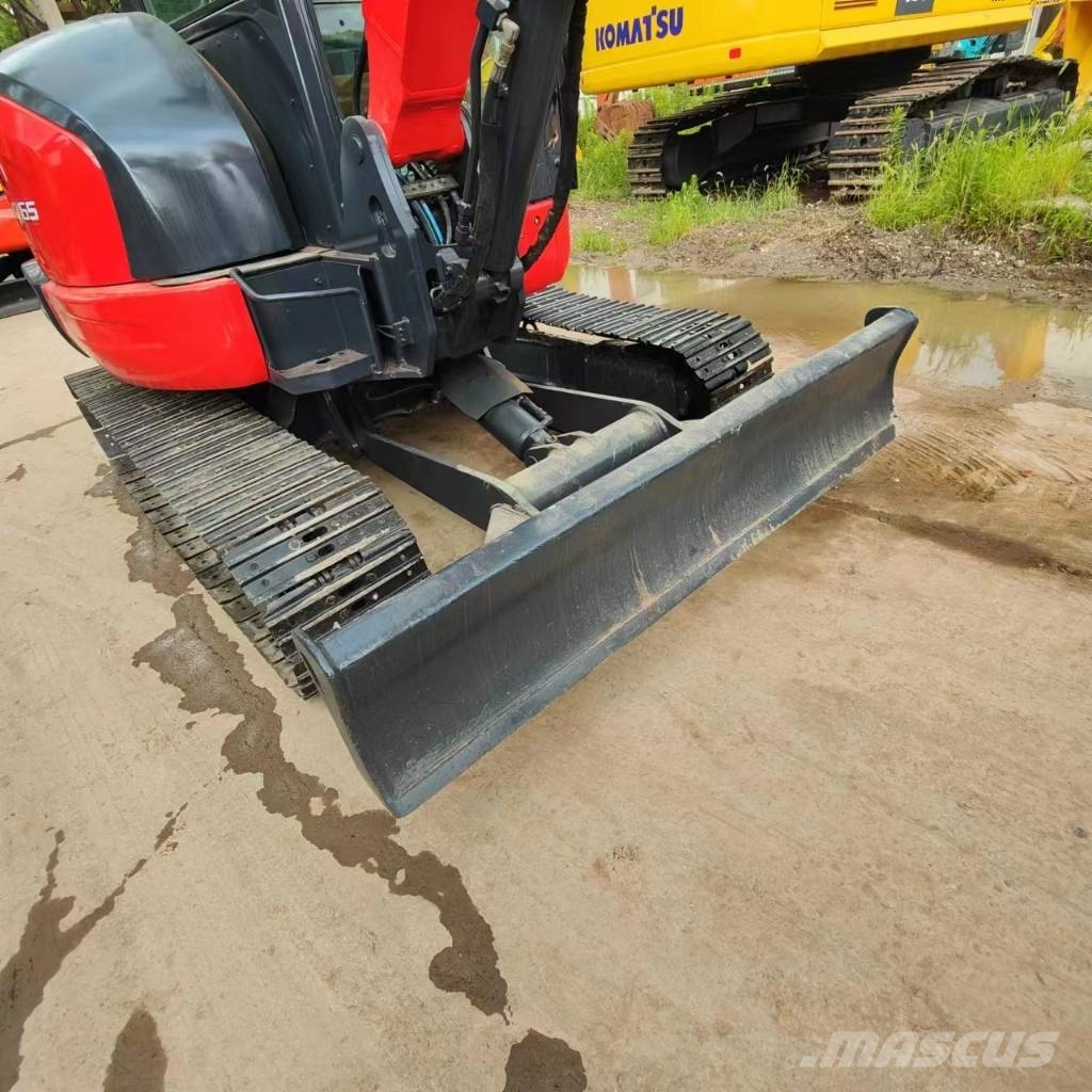 Kubota KX165 Roomikekskavaatorid