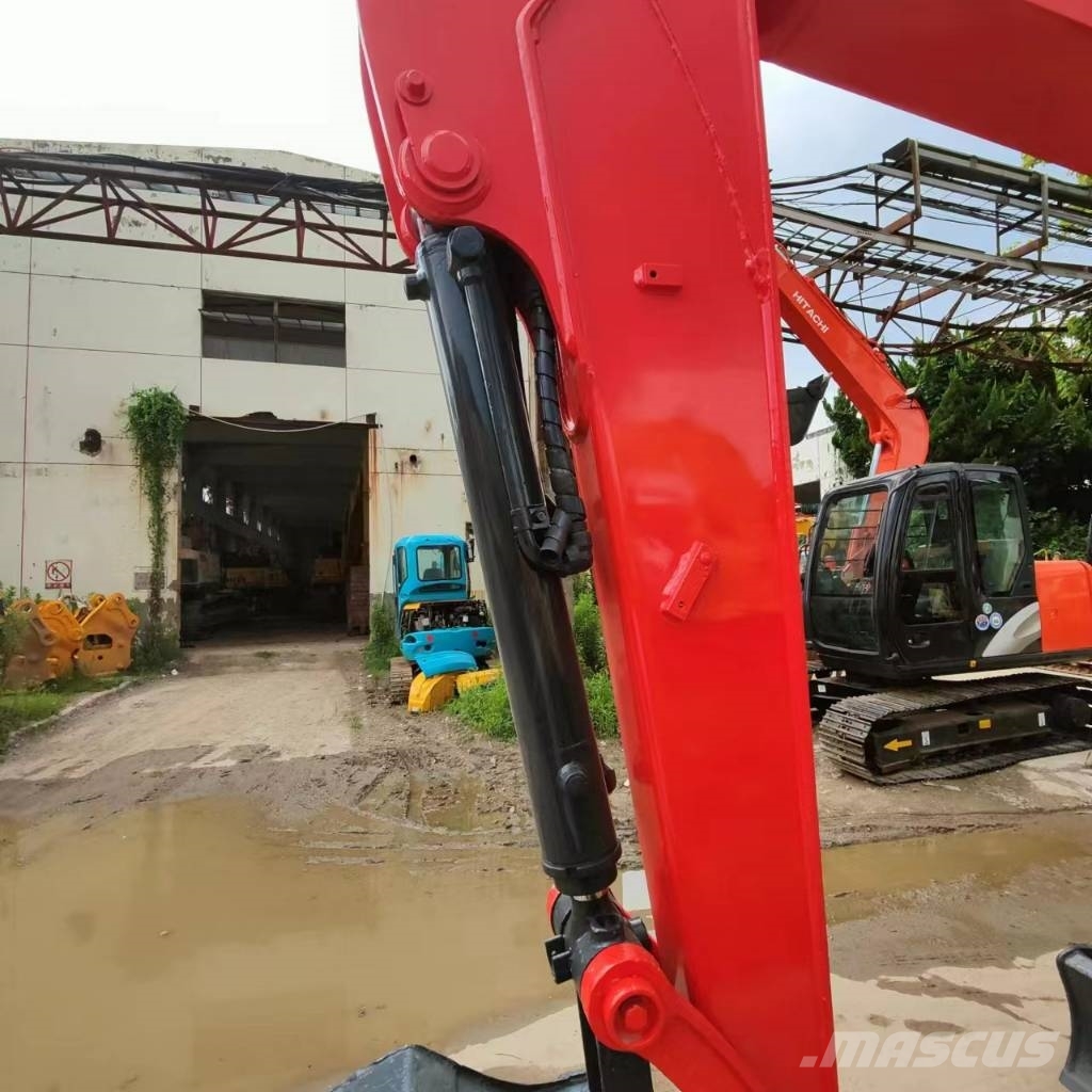 Kubota KX165 Roomikekskavaatorid