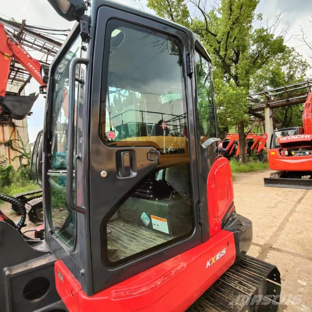 Kubota KX165 Roomikekskavaatorid