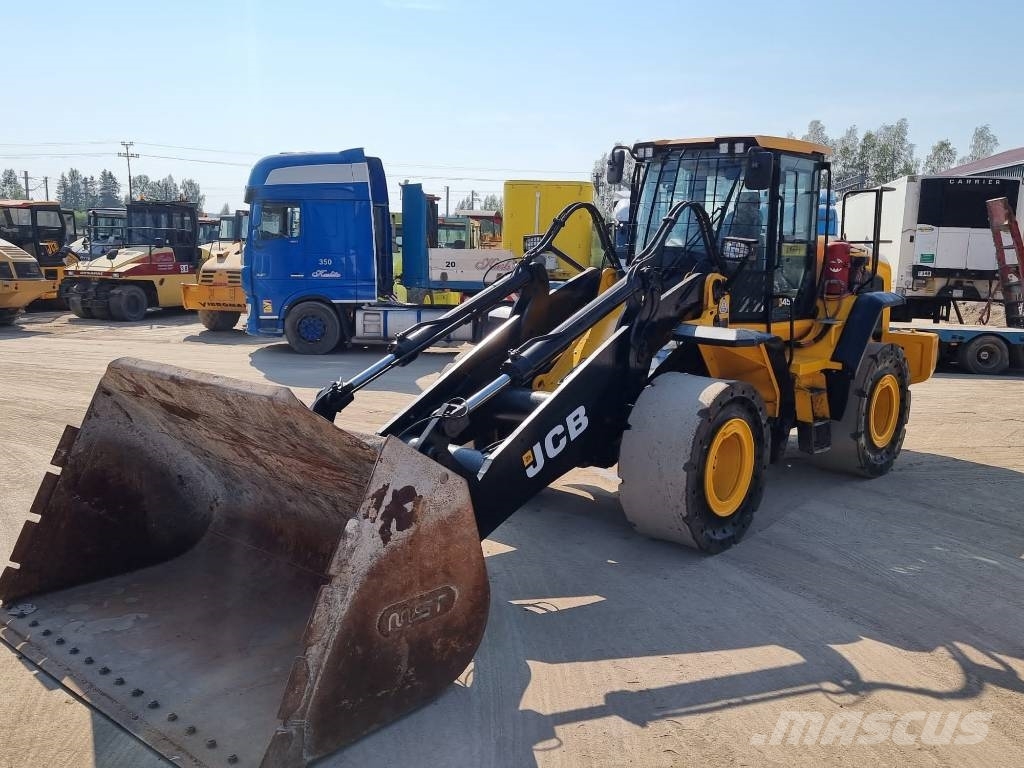 JCB 457HT Колесни товарачи