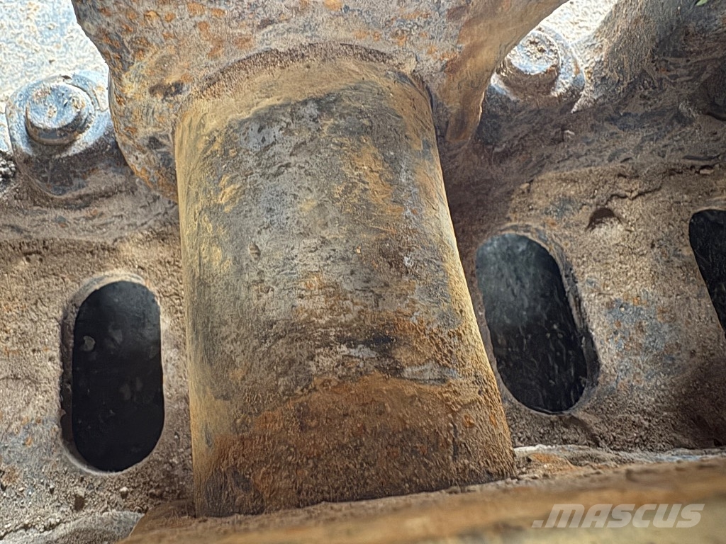 Develon DX 140 LCR-7 Lánctalpas kotrók