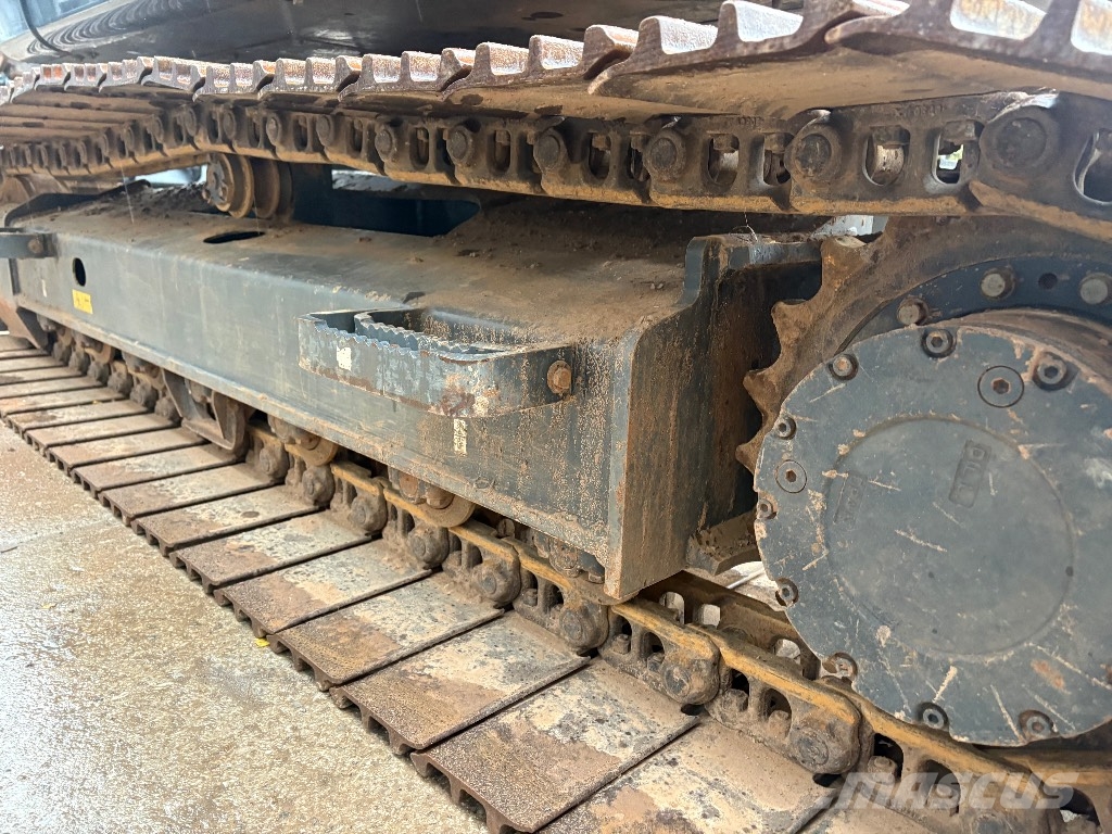 Develon DX 140 LCR-7 Lánctalpas kotrók