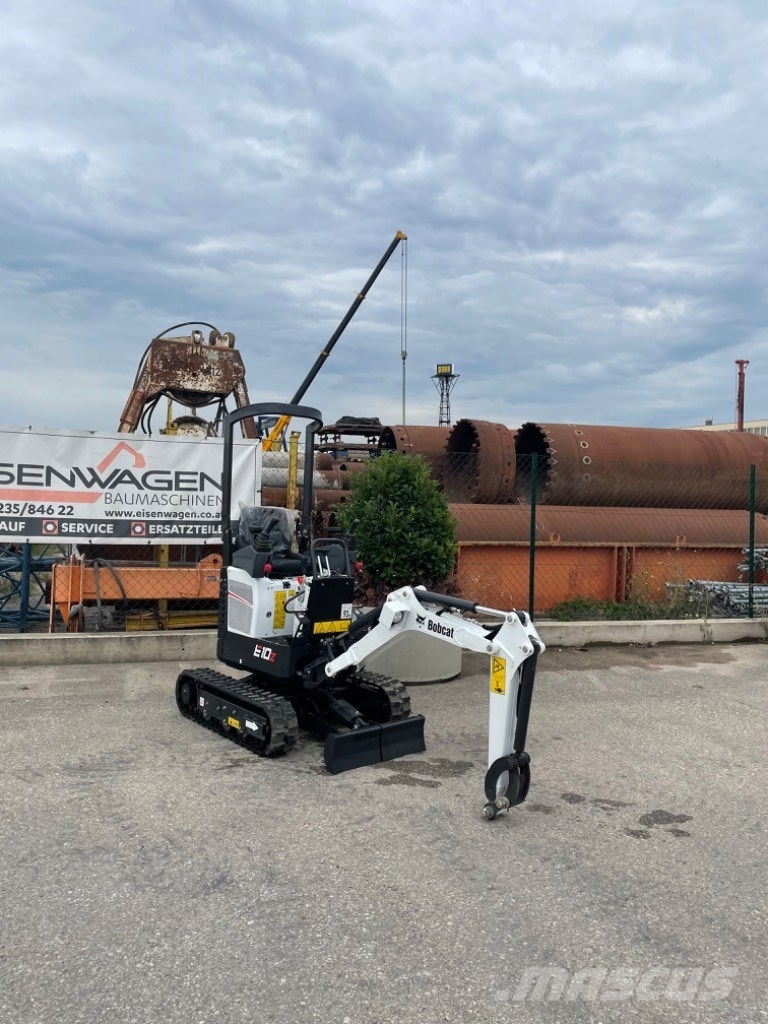 Bobcat E10z Mini kotrók < 7t