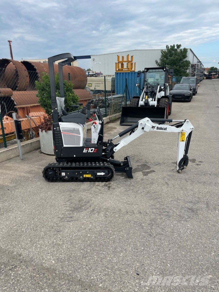 Bobcat E10z Mini kotrók < 7t