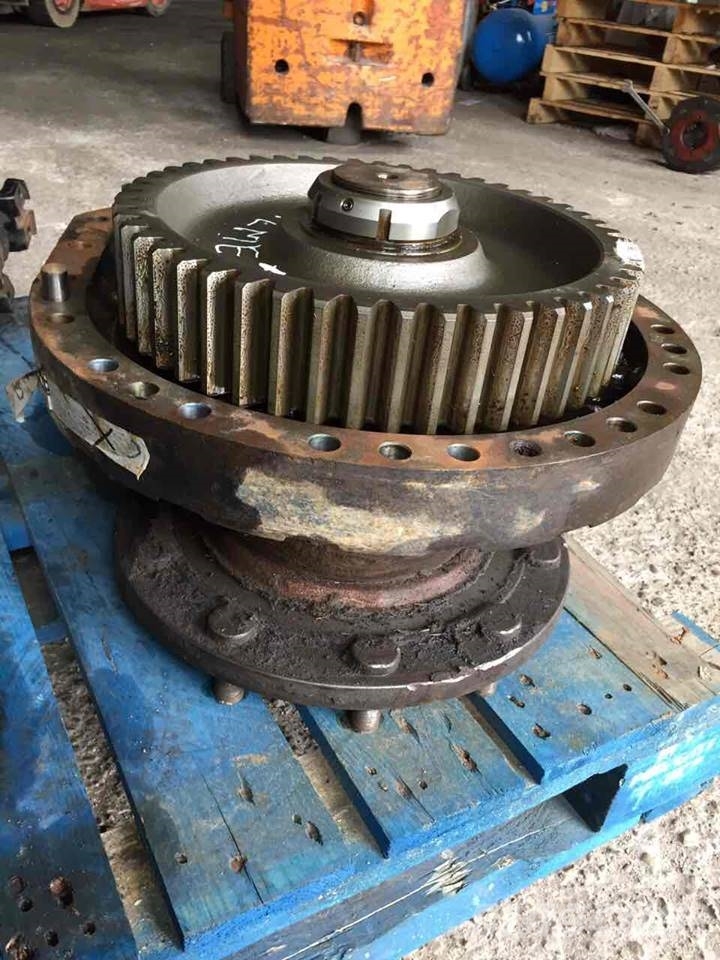 Valmet 840.2 and 860.3 Semiaxle Podvozky a zavěšení kol