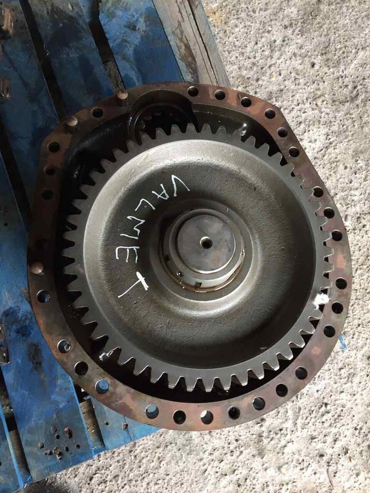 Valmet 840.2 and 860.3 Semiaxle Podvozky a zavěšení kol