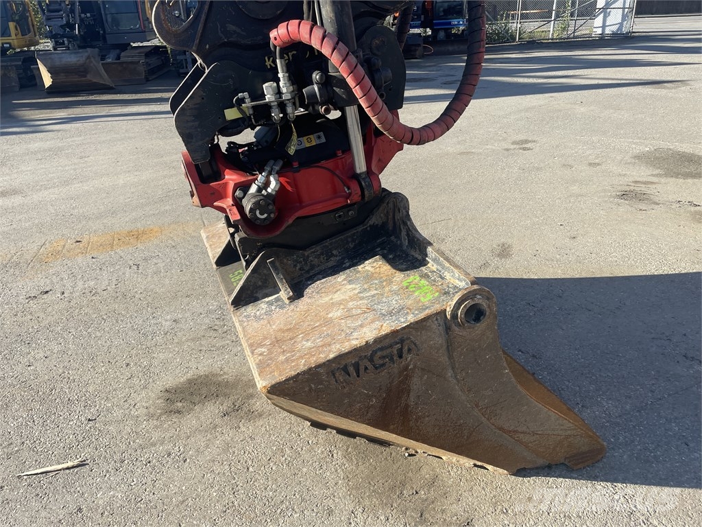 Hitachi ZE160LC-6 Bandgrävare
