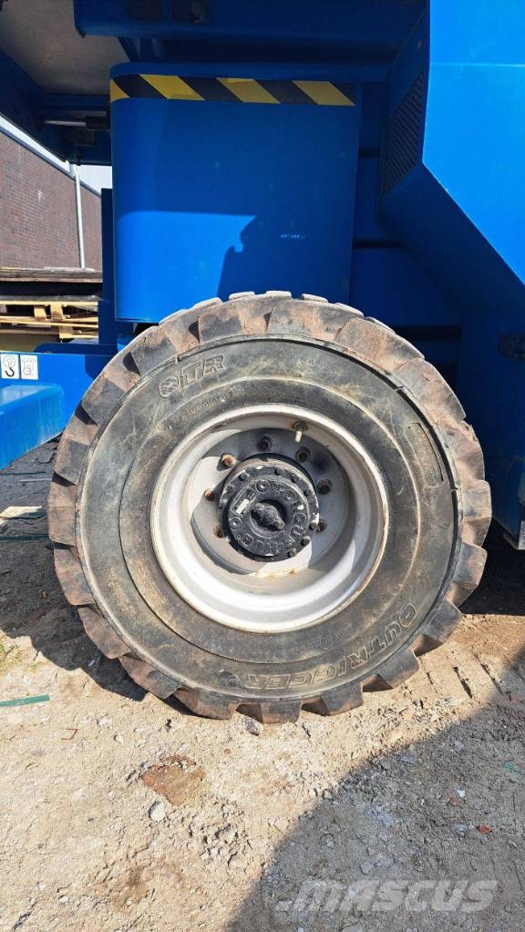 JLG 3394 RT 剪叉式升降机