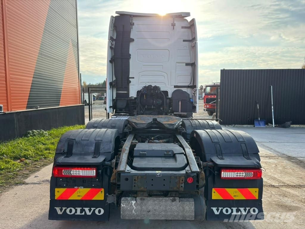 Volvo FH 500 6x2 GLOBE XL / HYDRAULICS Vilcēji
