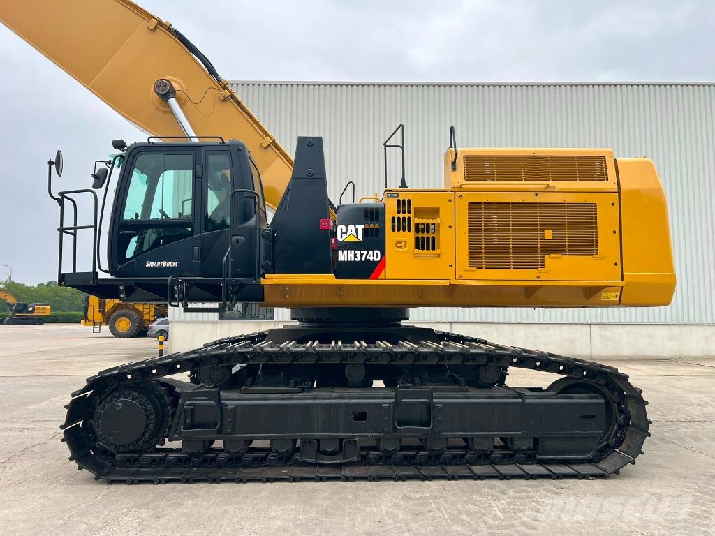 CAT MH374D Material Handler Waste / industry handlers