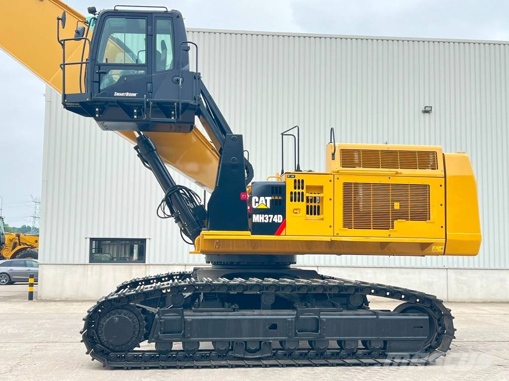CAT MH374D Material Handler Waste / industry handlers