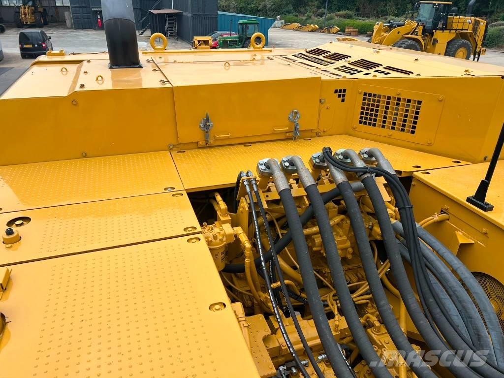 CAT MH374D Material Handler Waste / industry handlers