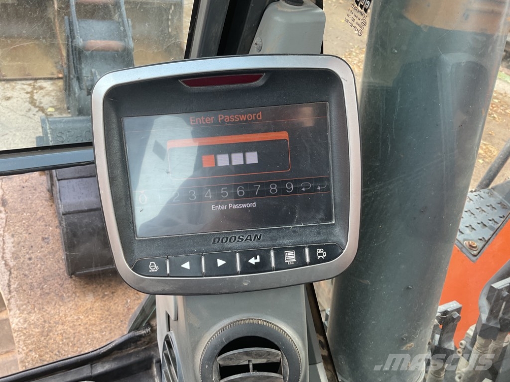Doosan DX140LCR-5 Спеціальні екскаватори