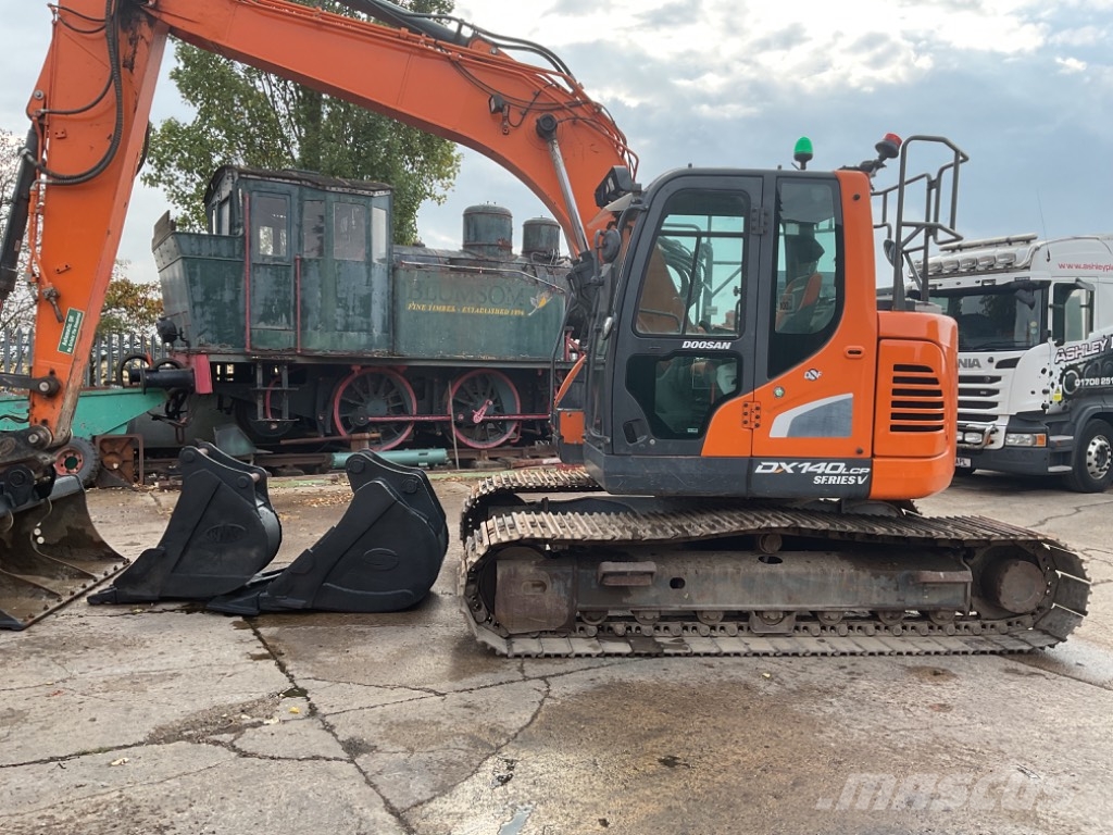 Doosan DX140LCR-5 Спеціальні екскаватори