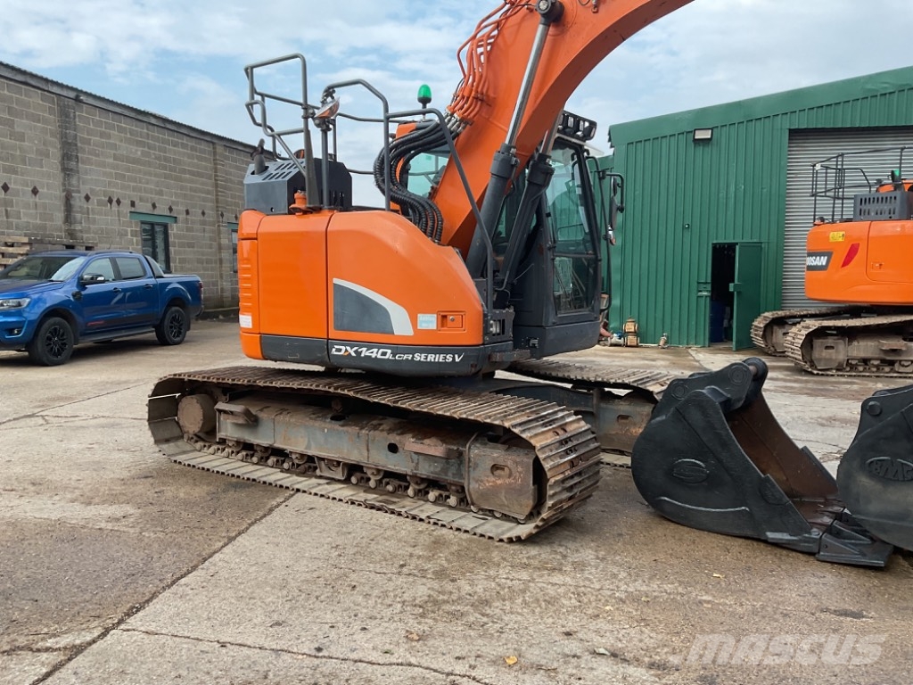 Doosan DX140LCR-5 Спеціальні екскаватори
