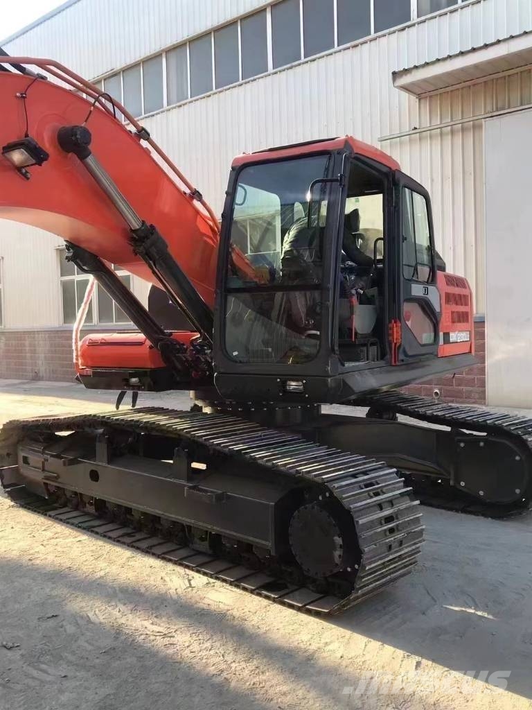 Doosan DX 230 LC Crawler Excavator 履带挖掘机