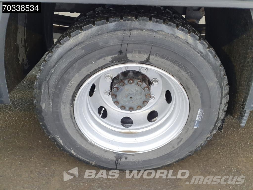 Iveco Eurocargo 120LE190 4X2 12tonner 1500kg Ladebordwan Bakwagens met gesloten opbouw