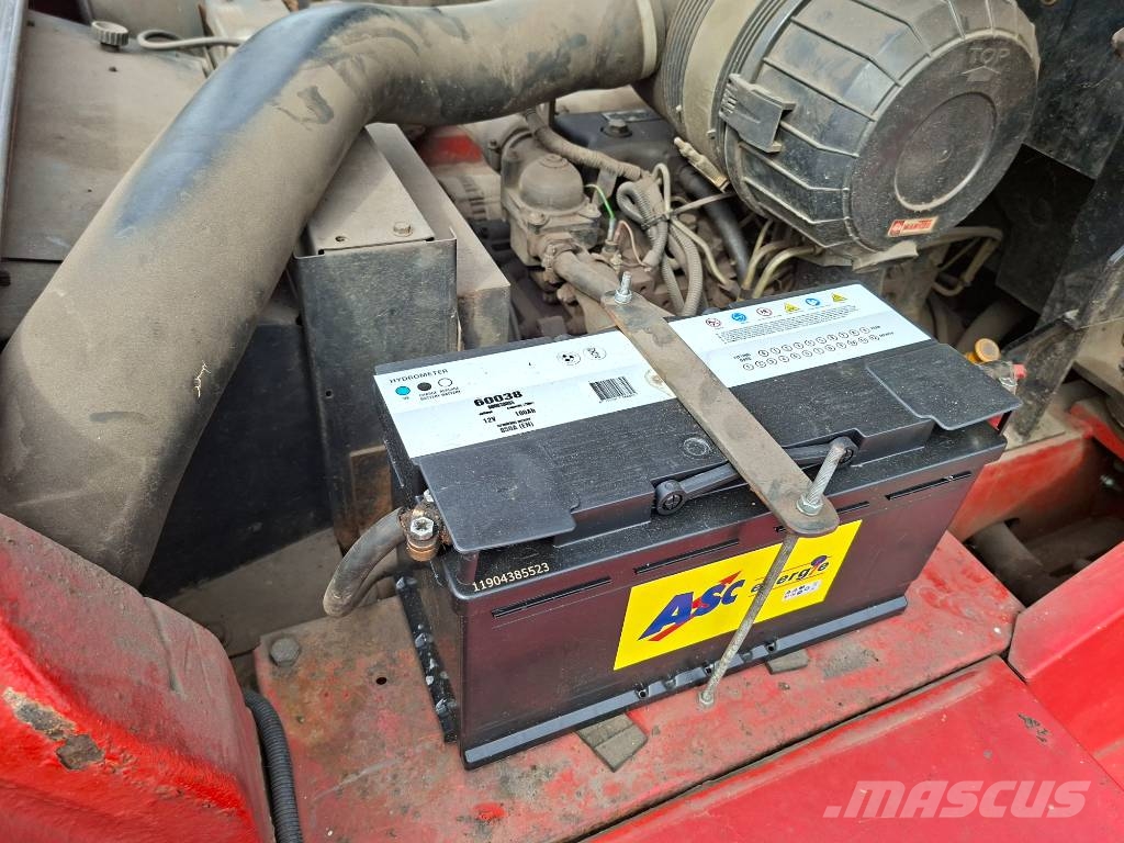 Manitou M 30.4 Maastotrukit