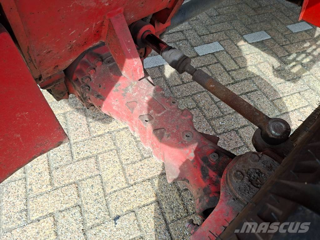Manitou M 30.4 Maastotrukit