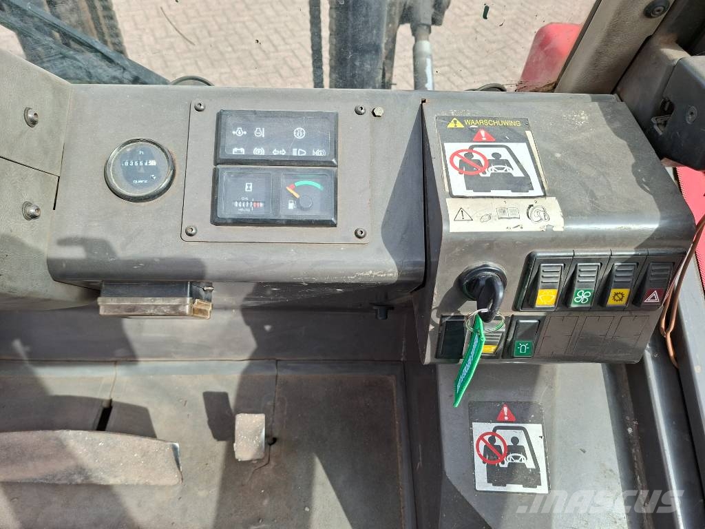 Manitou M 30.4 Maastotrukit