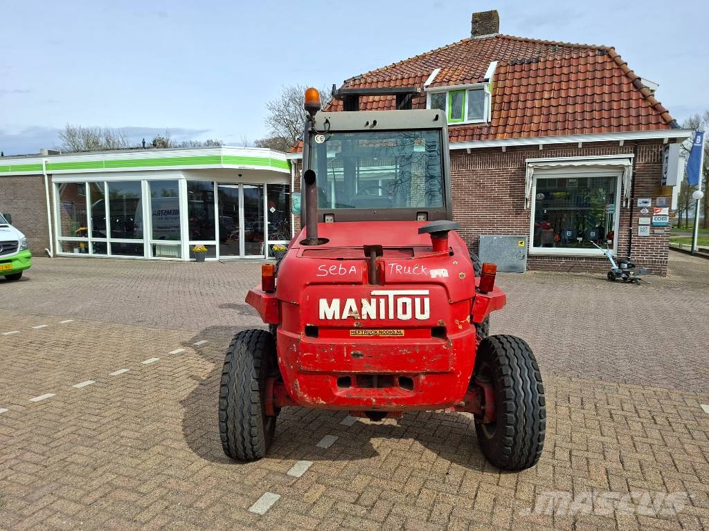 Manitou M 30.4 Maastotrukit