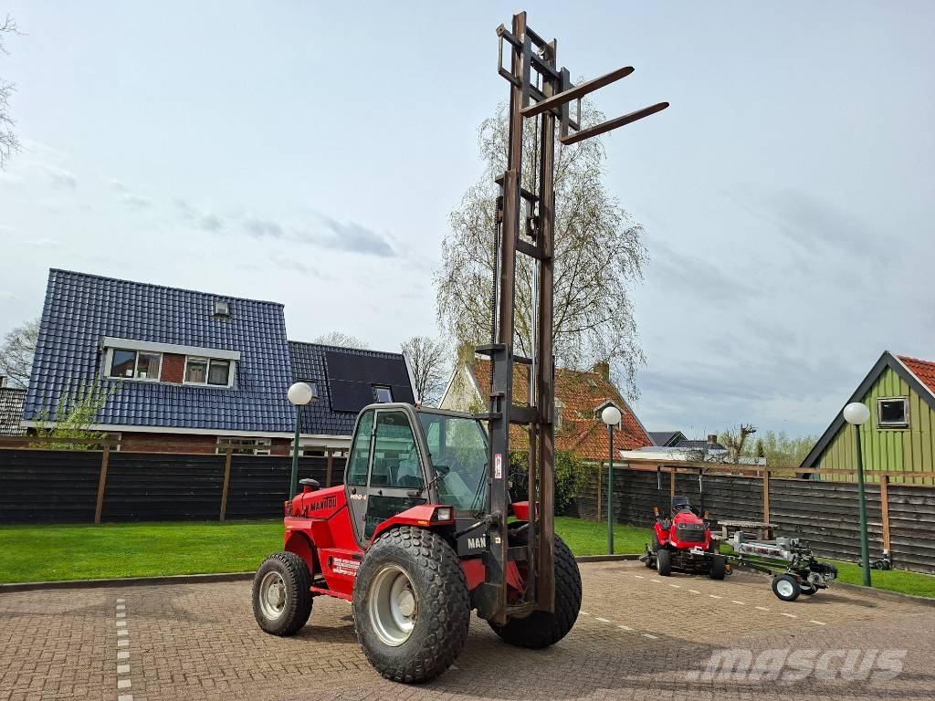 Manitou M 30.4 Maastotrukit
