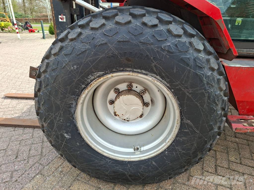 Manitou M 30.4 Maastotrukit