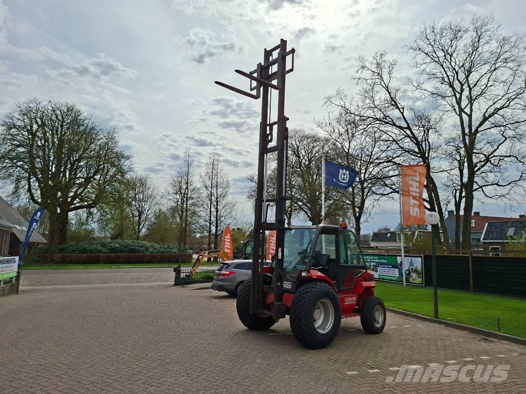 Manitou M 30.4 Maastotrukit