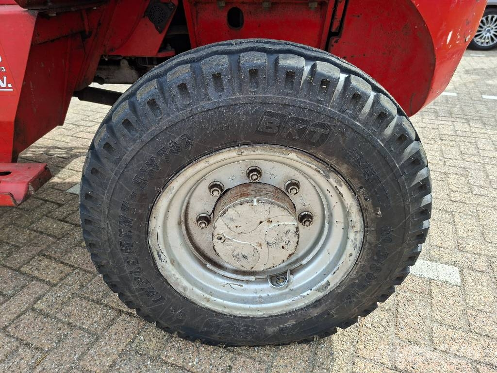 Manitou M 30.4 Maastotrukit