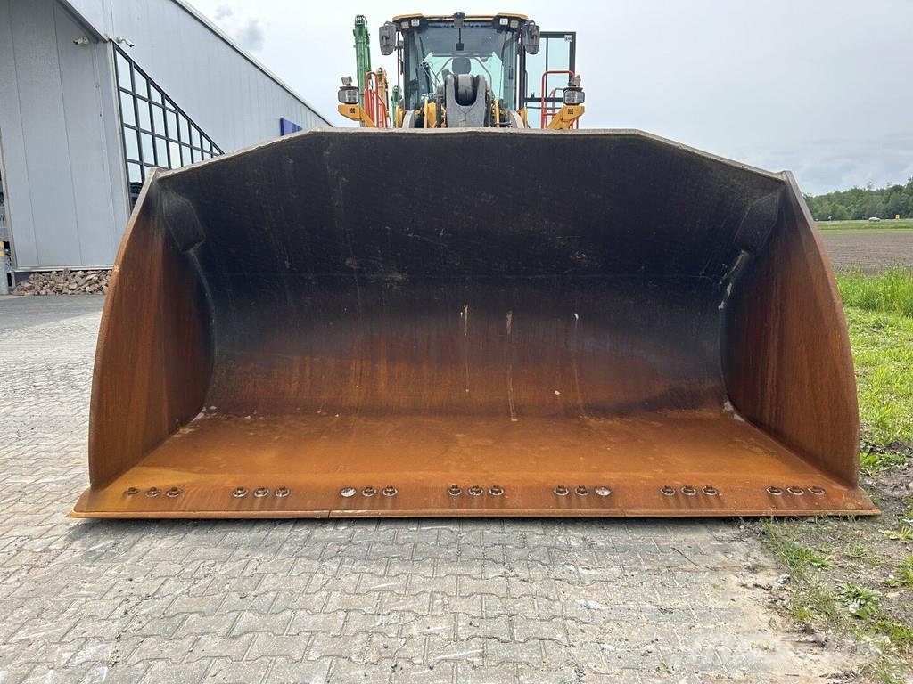 Volvo L350H2 لوادر بعجل