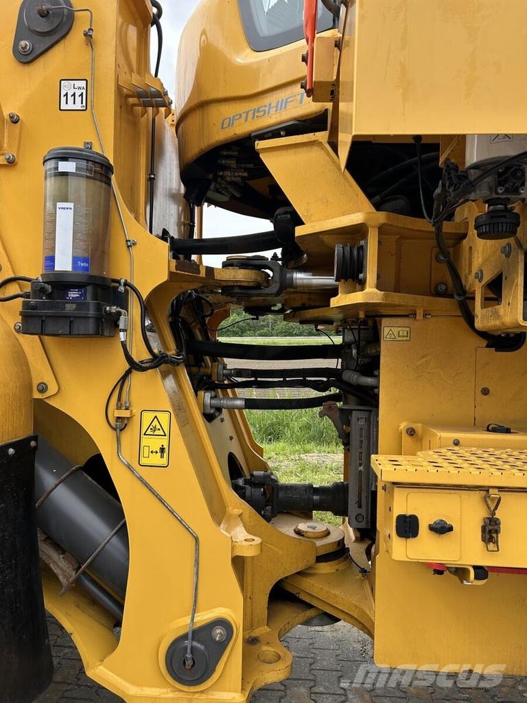 Volvo L350H2 لوادر بعجل