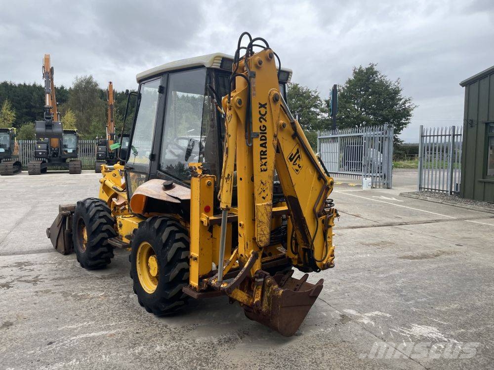 JCB 2 CX Streetmaster Backhoe loaders