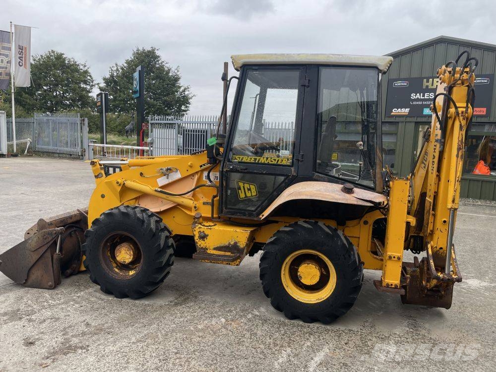 JCB 2 CX Streetmaster Backhoe loaders