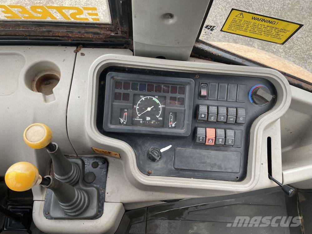 JCB 2 CX Streetmaster Backhoe loaders