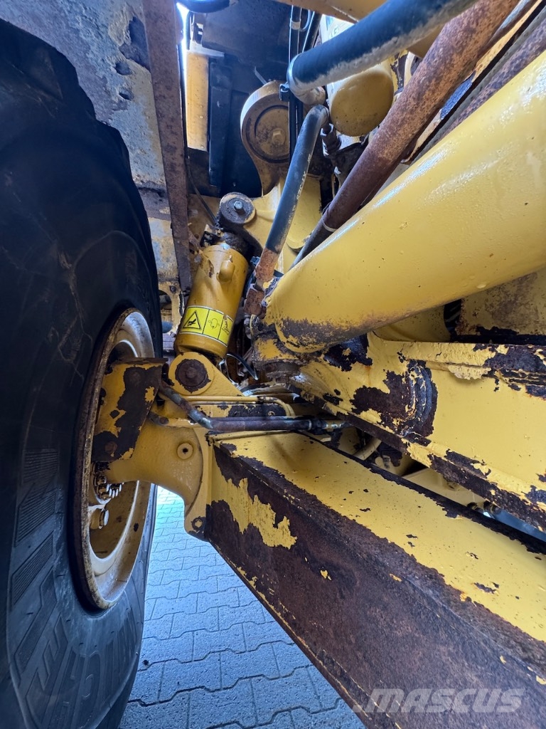 CAT 740 EJ Csuklósdömperek