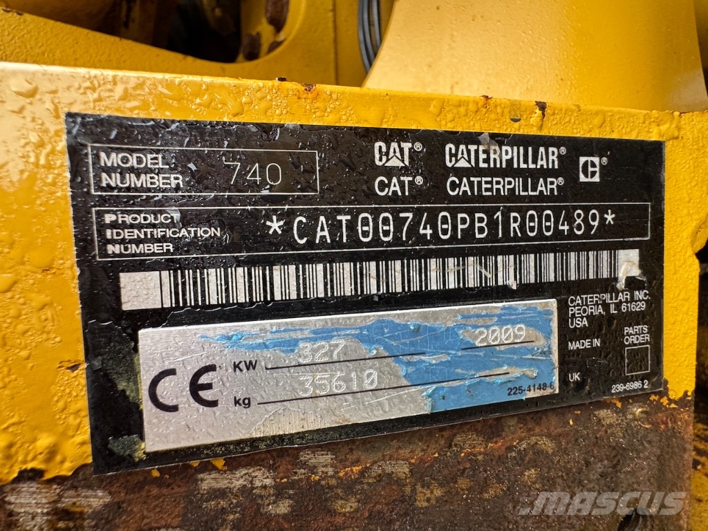 CAT 740 EJ Csuklósdömperek