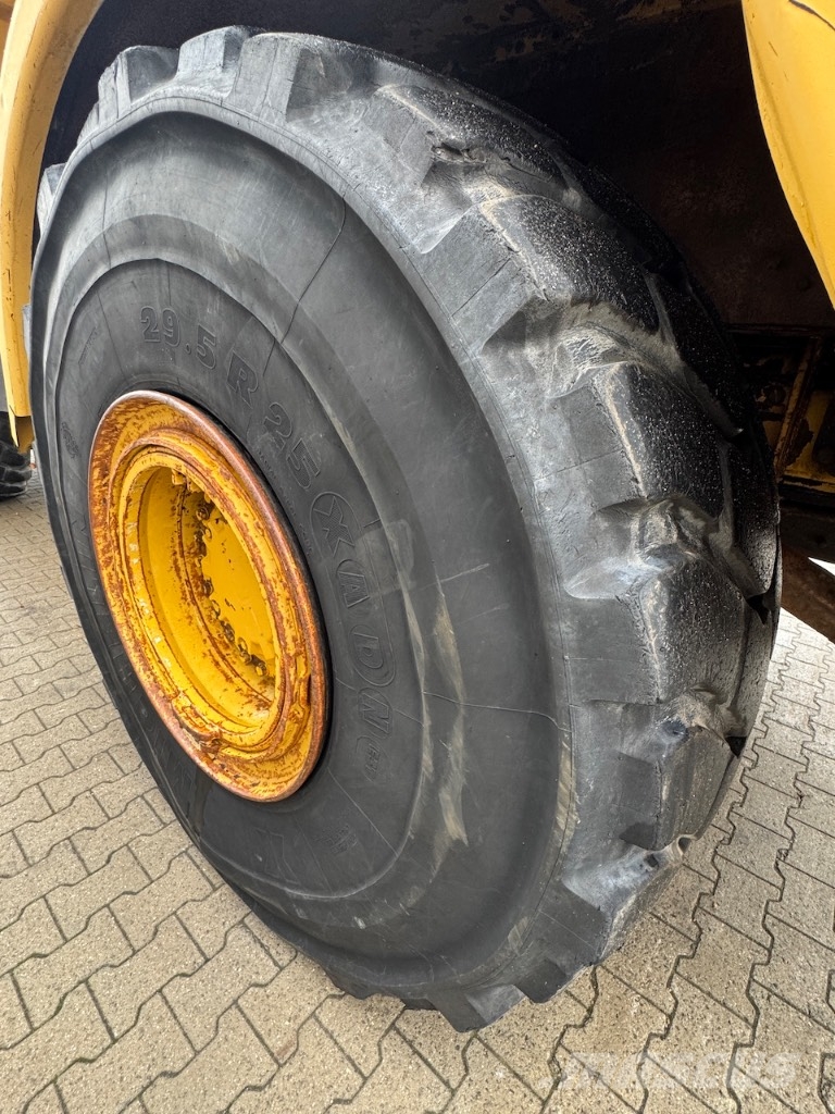 CAT 740 EJ Csuklósdömperek