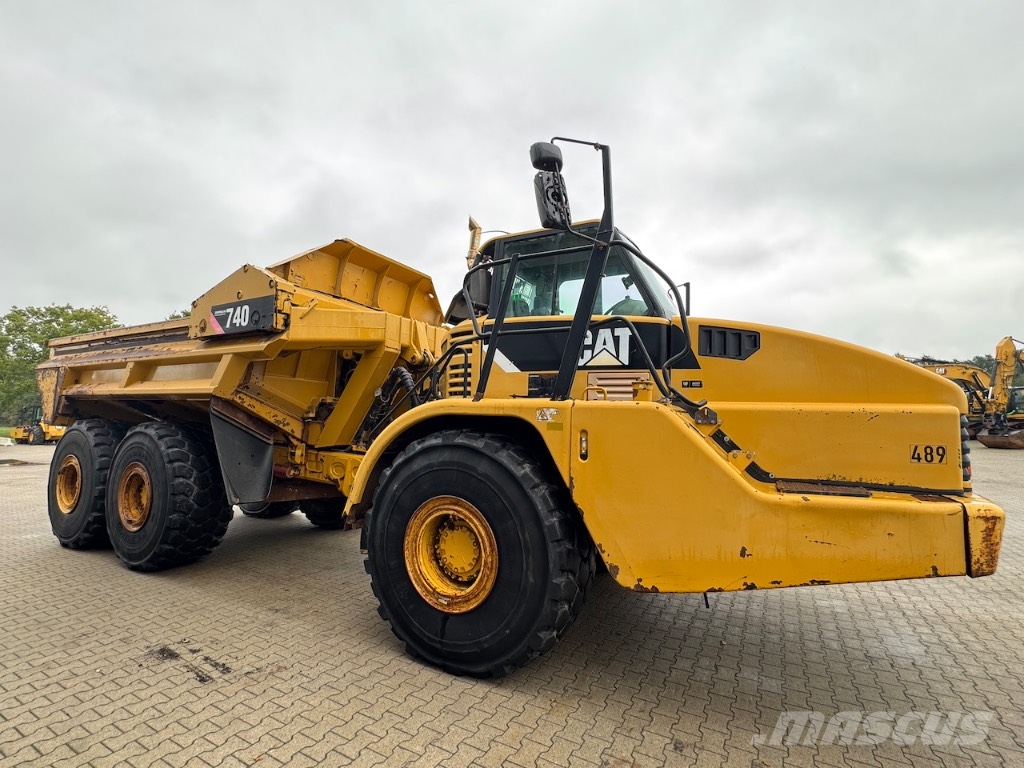 CAT 740 EJ Csuklósdömperek