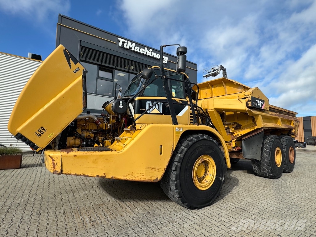 CAT 740 EJ Csuklósdömperek
