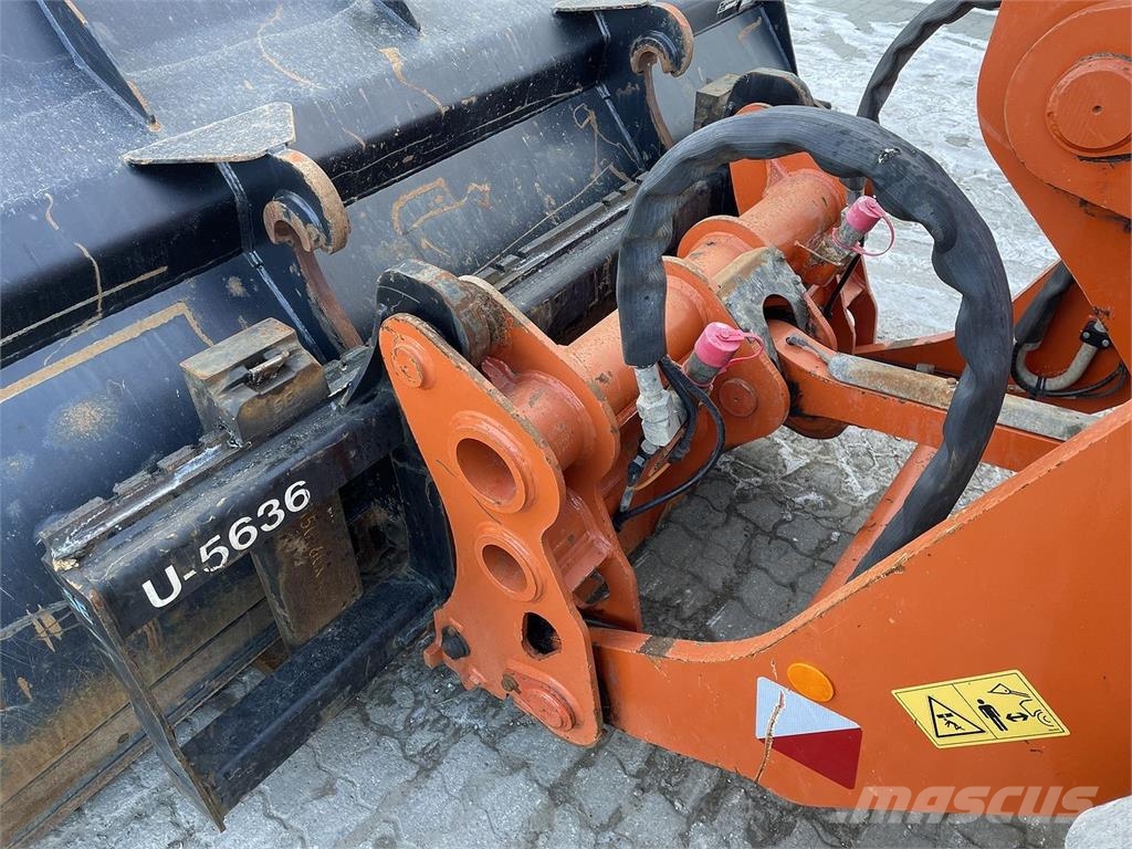 Weycor AR640 Колесни товарачи