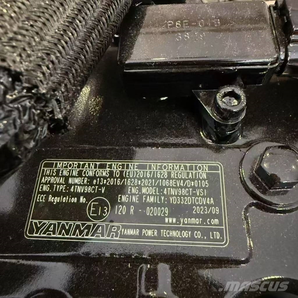 Yanmar 4TNV98CT  For  a Takeuchi excavators Motori za građevinarstvo
